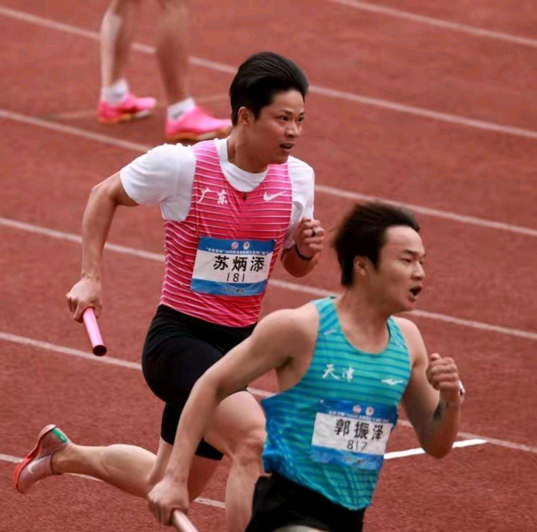 田径项目中风采绽放，选手实力十足的简单介绍